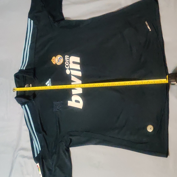 Real Madrid Blue Jersey XL - Picture 11 of 12